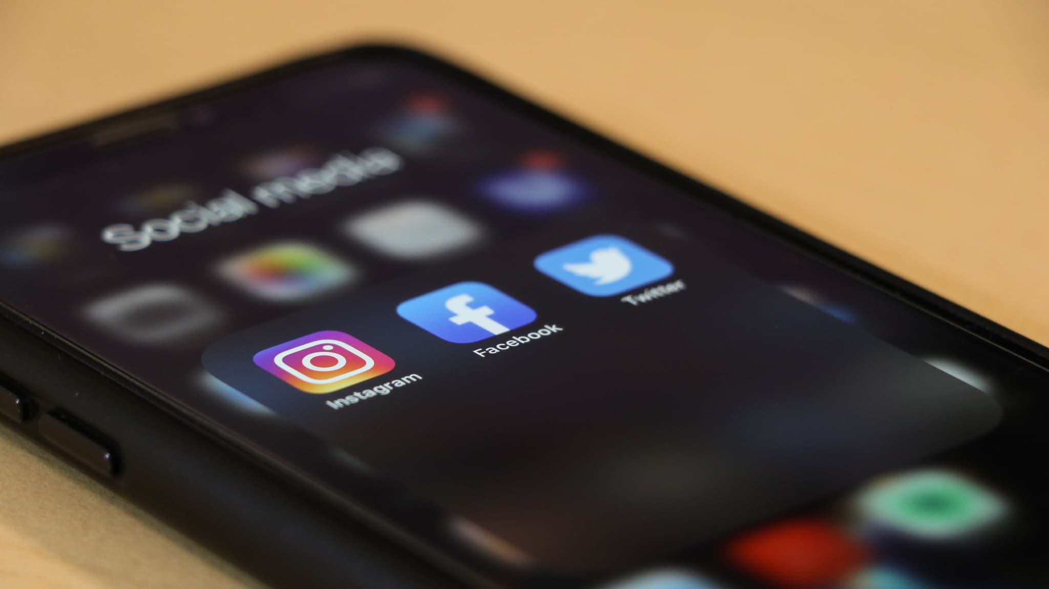 Social Media and the Adolescent and Young Adult (AYA) Patient with Cancer