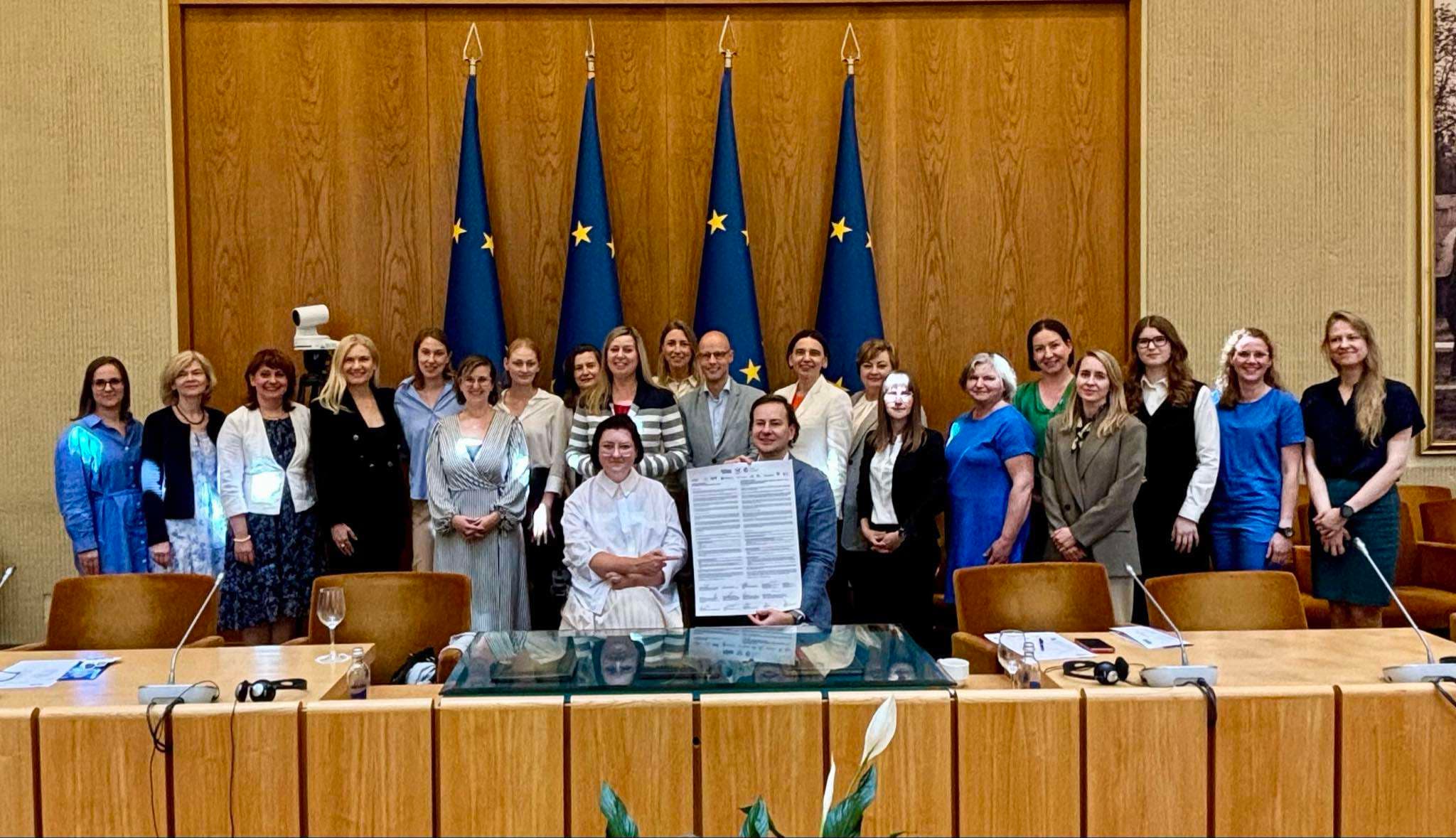The European Network of Youth Cancer Survivors signs Vilnius Declaration on Transition from Pediatric to Adult Cancer Care