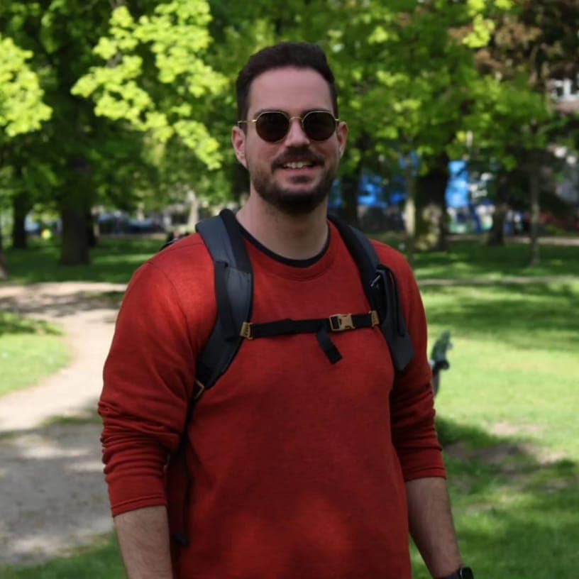 13-годишно дете, преживяло левкемия