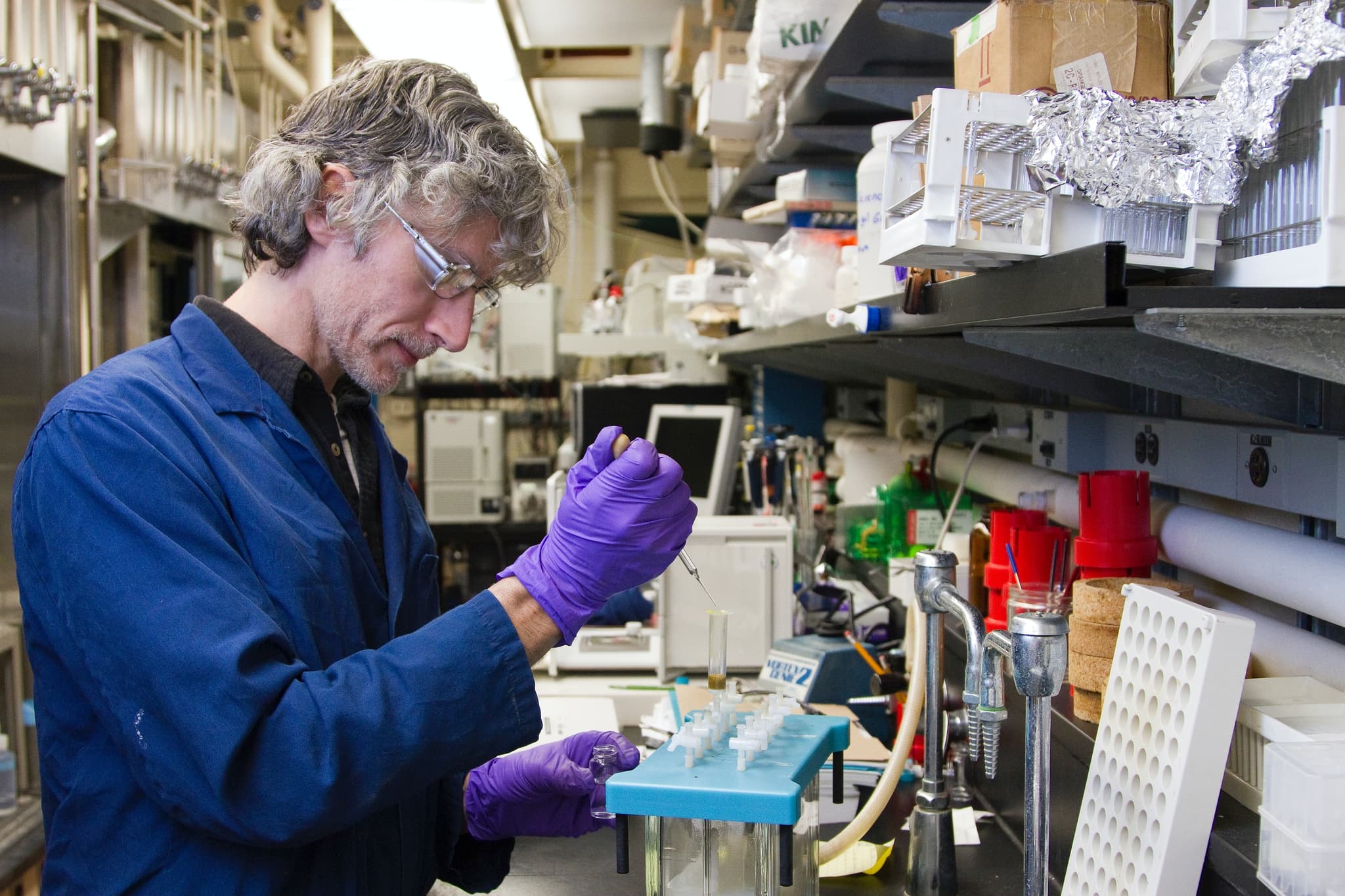 Human Repair-Related Schwann Cells Adopt Functions of Antigen-Presenting Cells in Vitro